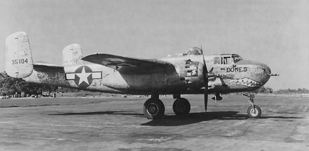 North American B-25H-10-NA s/n 43-5104 "Bones" последний 1000-ный B-25H Mitchell в 12th BG