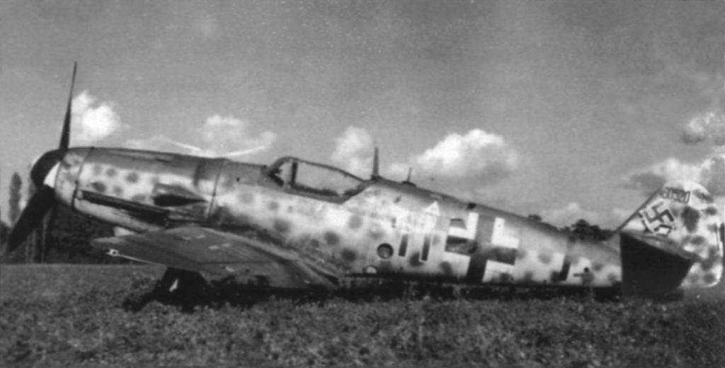 Messerschmitt Bf.109 G-14 W.Nr 460520 10./JG76 Athis-Mons Франция сентябрь 1944 года