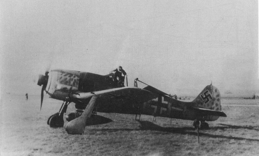 Focke-Wulf Fw.190 A-8 "Sturmjäger" W.Nr 682641 Fw. Ewald Preiss 6./JG300