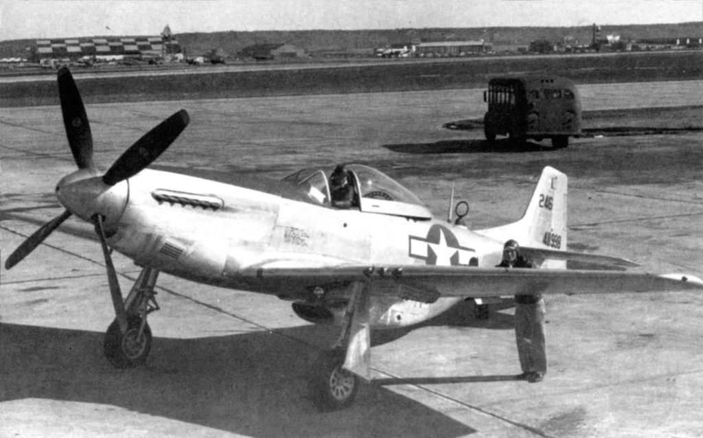 На базе P-51K Mustang s/n 44-11998 создан фоторазведчик F-6K