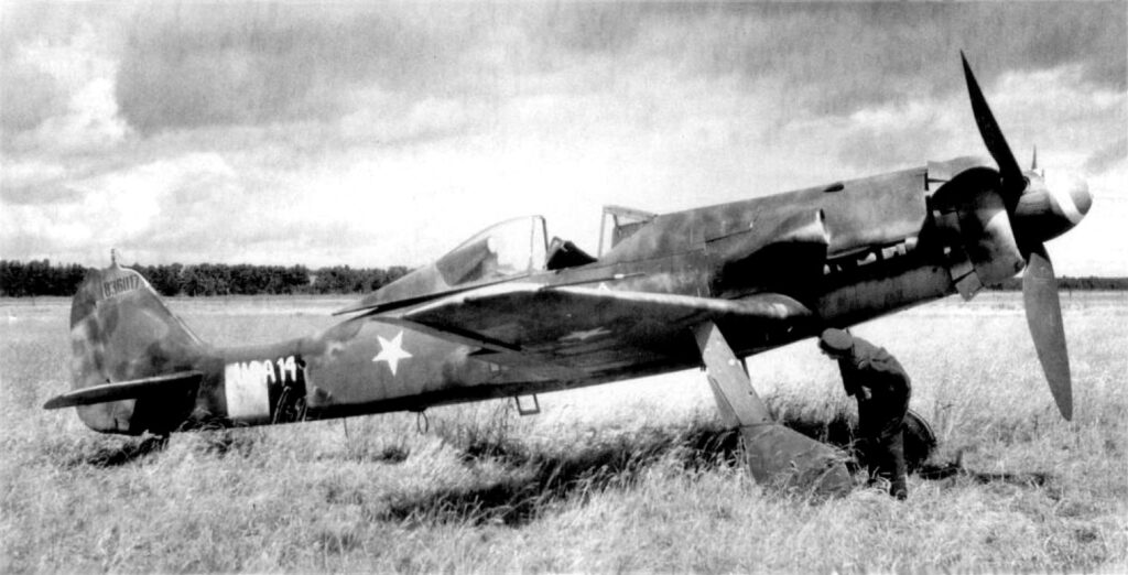 Focke-Wulf Fw.190 D-13 W.Nr 836017 "Желтая 10", Gilze-Rijen, 1945 год