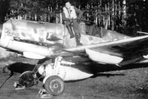 Messerschmitt Bf.109 G-5 R3/R6 W.Nr 26082, Viktor Widmaier Ольденбург 1943 год