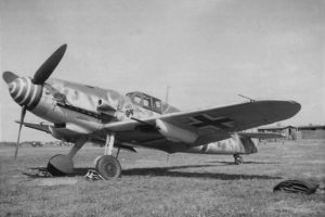 Messerschmitt Bf.109G-6 R6 W.Nr 15458 Lt. Joachim Göhre 8./JG1 Leeuwarden Голландия лето 1943 года