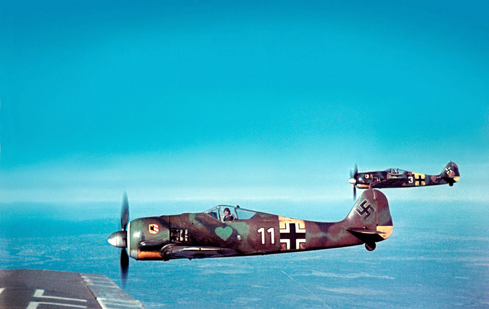 Focke-Wulf-Fw190-A4-1-JG54-East-Front-1943.jpg