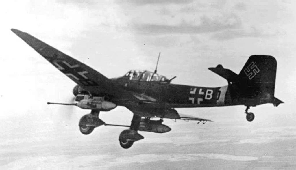 Junkers Ju.87 G-2 из 10.(Pz) SG1