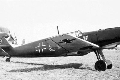 Messerschmitt Bf.109 E-1 с эмблемой I/JG1 (позже III/JG27)