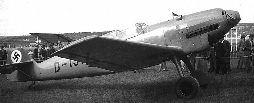Прототип Bf.109 V7 (W.Nr 881, D-IJHA) во время "IV. Internationales Flugmeeting in Zürich/Dübendorf" летом 1937 года