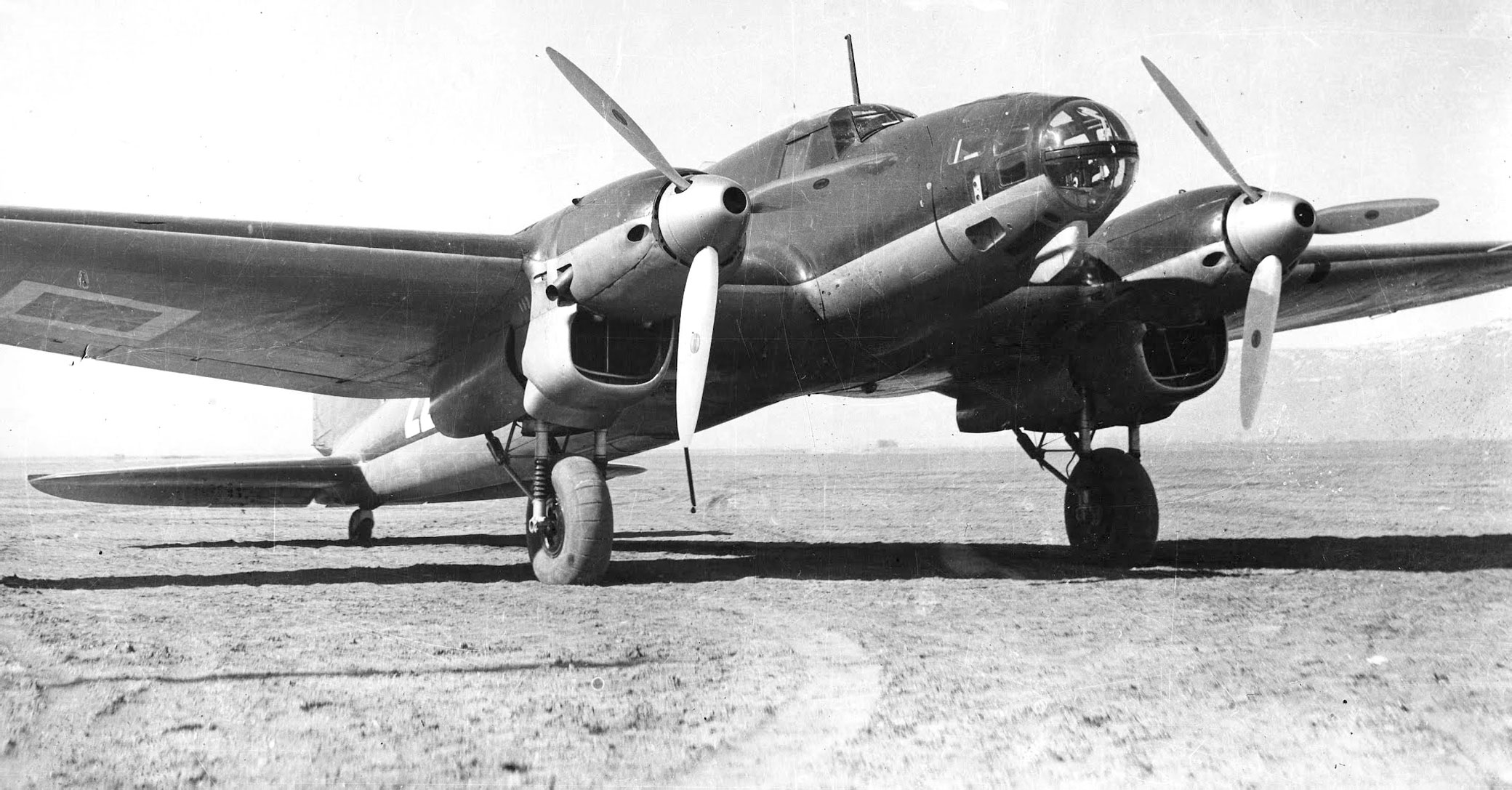 Турецкий Heinkel He.111 с двигателями Daimler-Benz DB600, характерными для версии He.111J