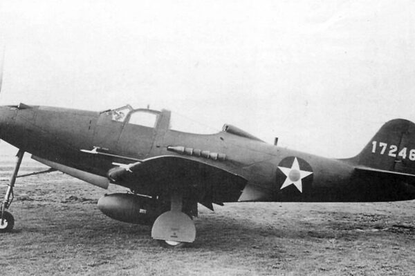 Bell P-39F s/n 41-7246, вид сбоку